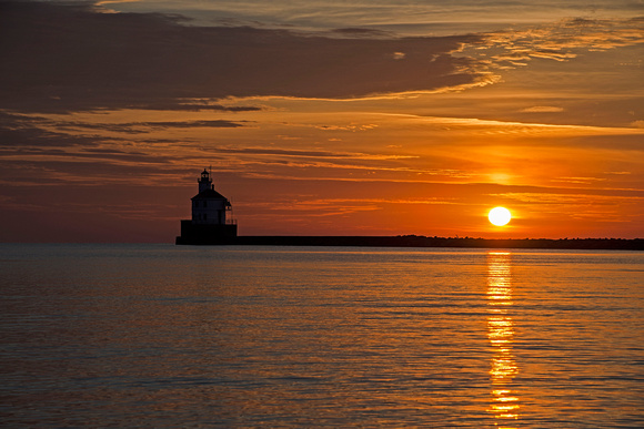 Wisconsin Point Lighthouse 16-7-_0970