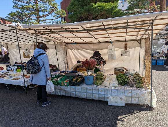 Jinya-mae Morning Markets Takayama, Japan 23-3P-_1031