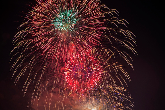 Fireworks Duluth Minnesota 2019 19-7-00276