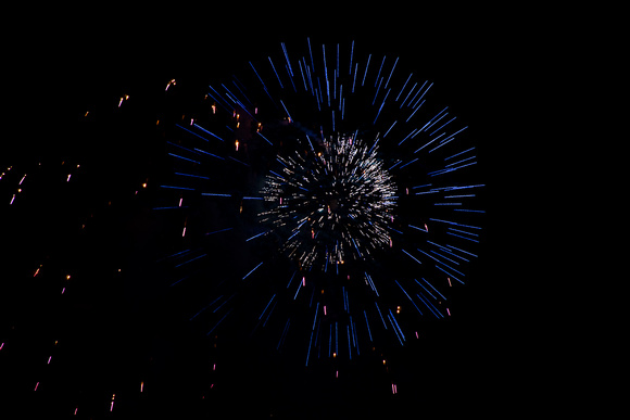 Fireworks Duluth Minnesota 2019 19-7-00225