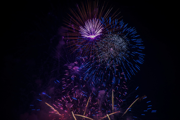 Fireworks Duluth Minnesota 2019 19-7-00269