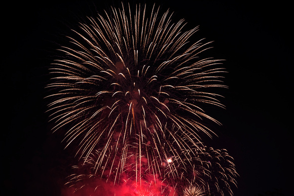 Fireworks Duluth Minnesota 2019 19-7-00275