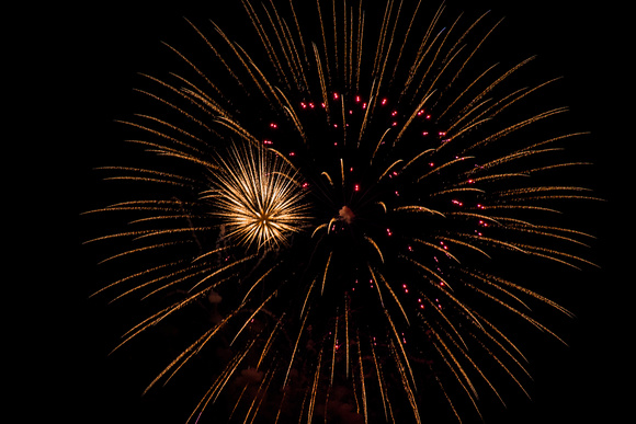 Fireworks Duluth Minnesota 2019 19-7-00255