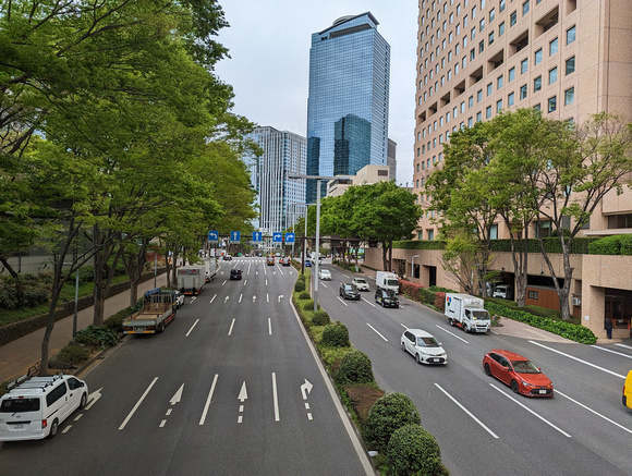 Street Scene near Tokyo Metropolitan Government Building Tokyo, Japan 23-3P-_0048