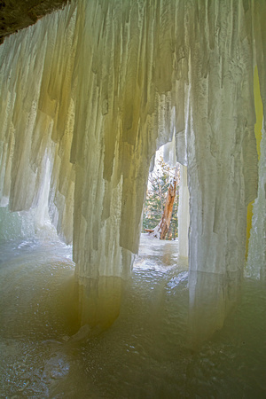 Eben Ice Caves 18-2-01213