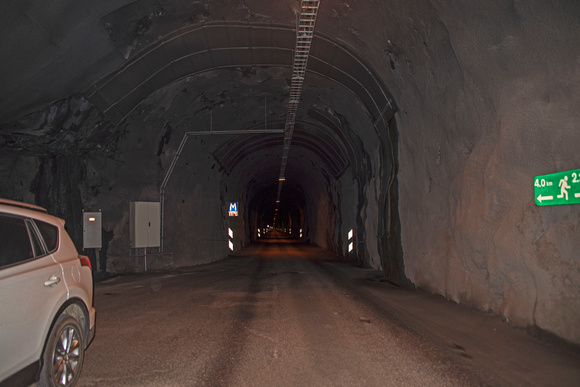 Tunnel outside  Ísafjörður Iceland 16-6-_5480