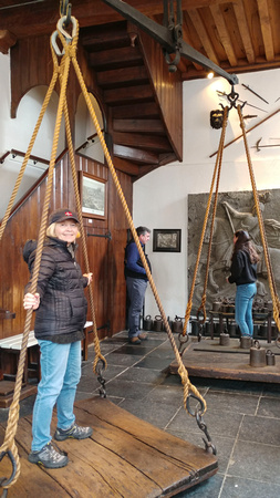 Linda Museum de Heksenwaag Oudewater Netherlands Canal Boat Tour 19-5-_3980