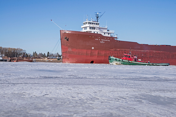 tug North Carolina and Lee A. Tregurtha Fraser Shipyards Superior Wisconsin 19--3-01807