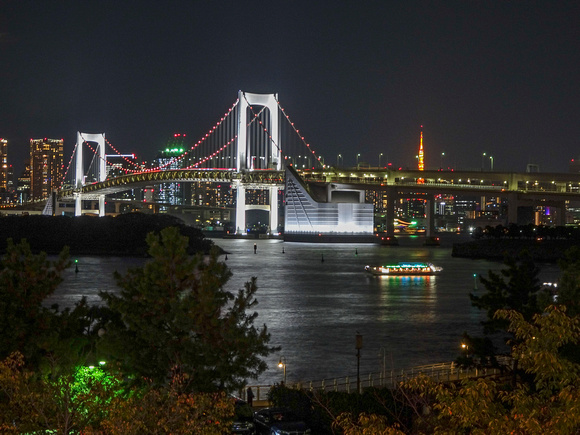 Rainbow Bridge Tokyo Japan 19-11P-_1780