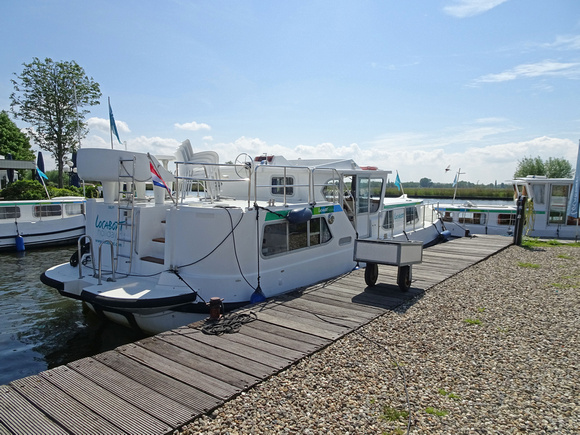Locaboat Base Loosdrecht Netherlands Canal Boat Tour 19-5-_0535