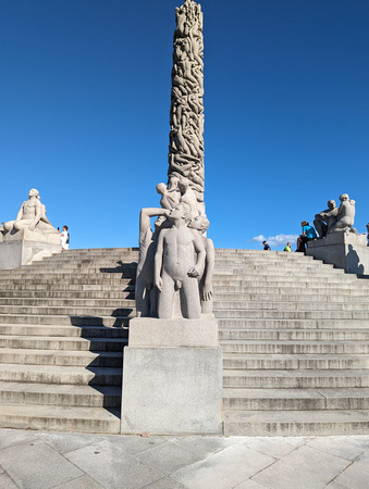 Vigeland Sculpture Park Frogner Park Oslo, Norway 24-2p-_0437